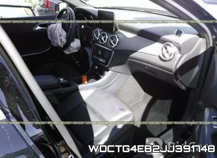WDCTG4EB2JJ391748_5.webp
