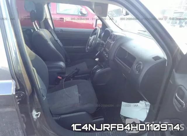 1C4NJRFB4HD110974_5.webp