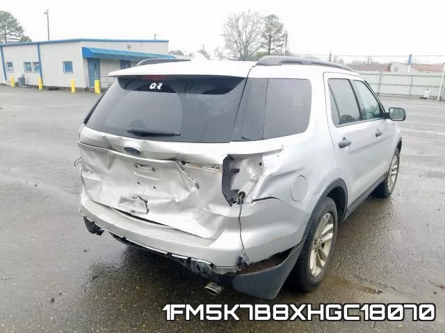 1FM5K7B8XHGC18070_4.webp