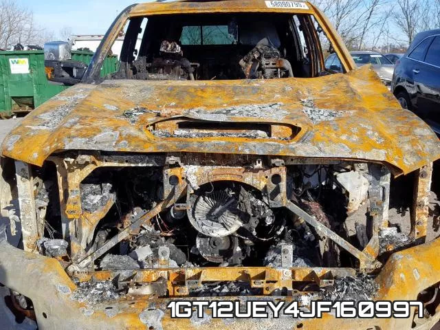 1GT12UEY4JF160997_7.webp