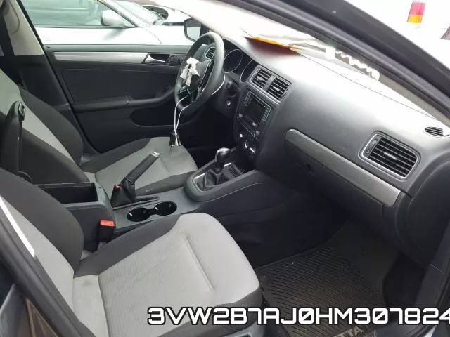 3VW2B7AJ0HM307824