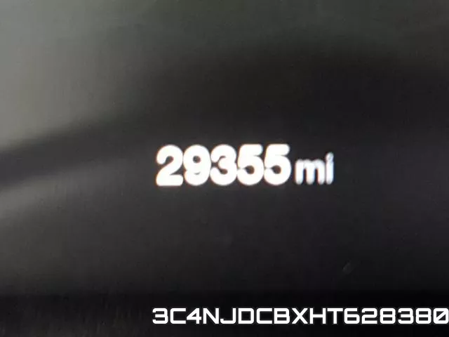 3C4NJDCBXHT628380_8.webp