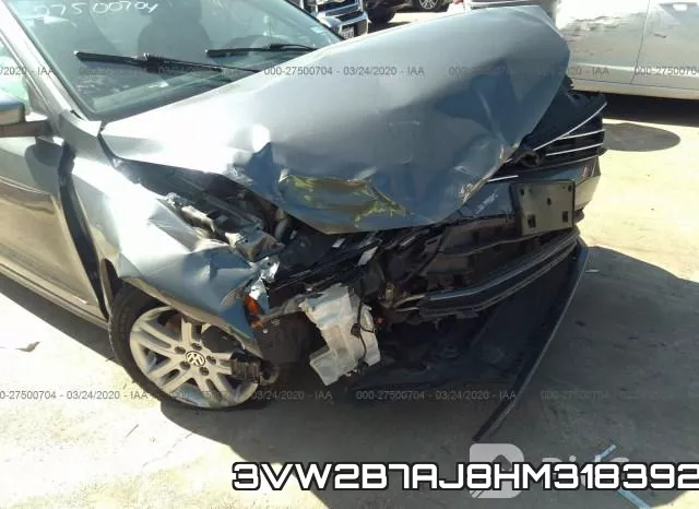 3VW2B7AJ8HM318392_6.webp