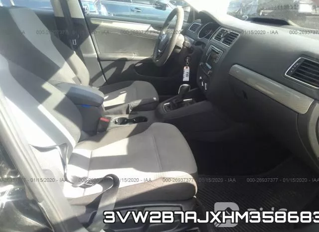 3VW2B7AJXHM358683_5.webp