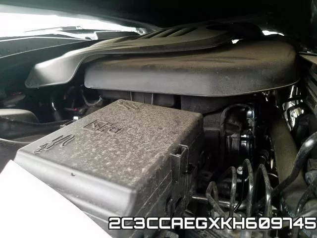 2C3CCAEGXKH609745_7.webp