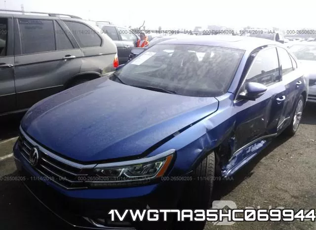 1VWGT7A35HC069944_2.webp