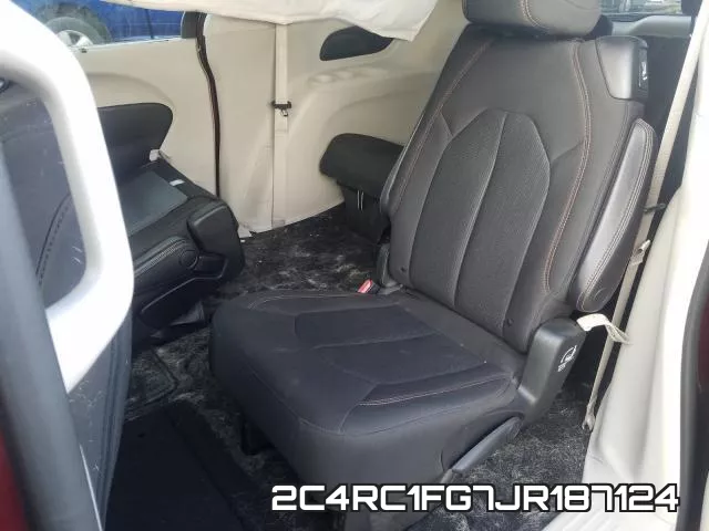 2C4RC1FG7JR187124_6.webp