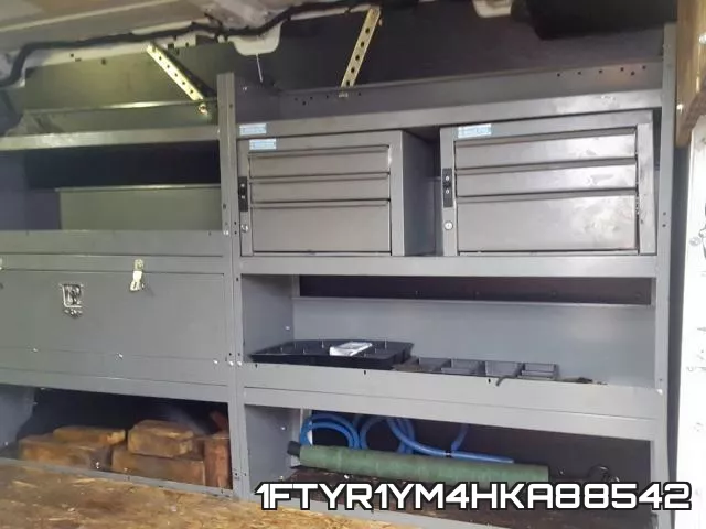 1FTYR1YM4HKA88542_6.webp