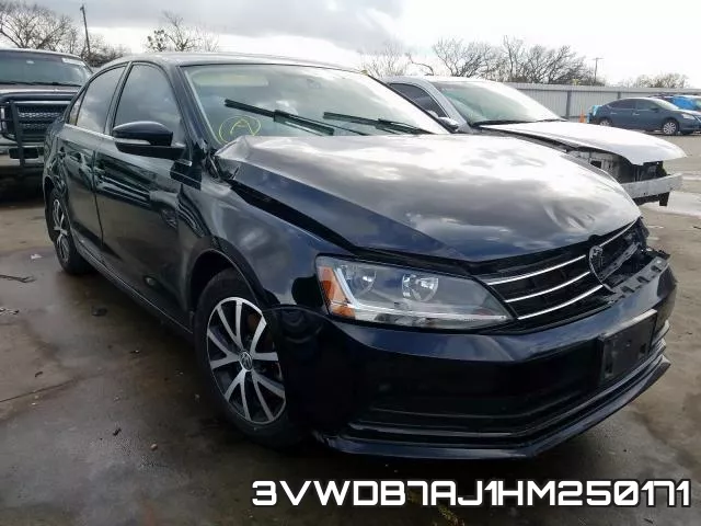 3VWDB7AJ1HM250171_1.webp