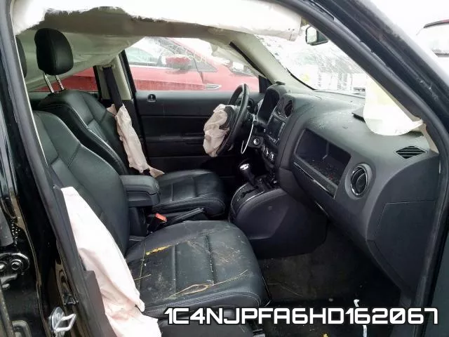 1C4NJPFA6HD162067_5.webp