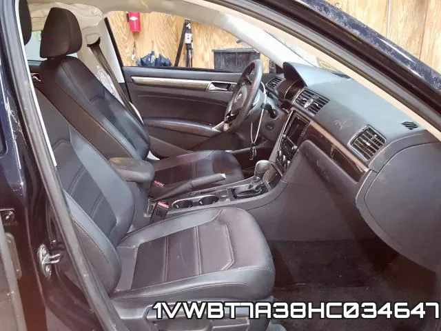 1VWBT7A38HC034647_5.webp