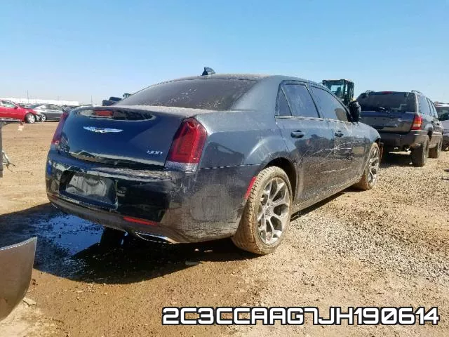 2C3CCAAG7JH190614_4.webp