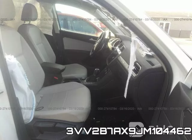 3VV2B7AX9JM104462_5.webp