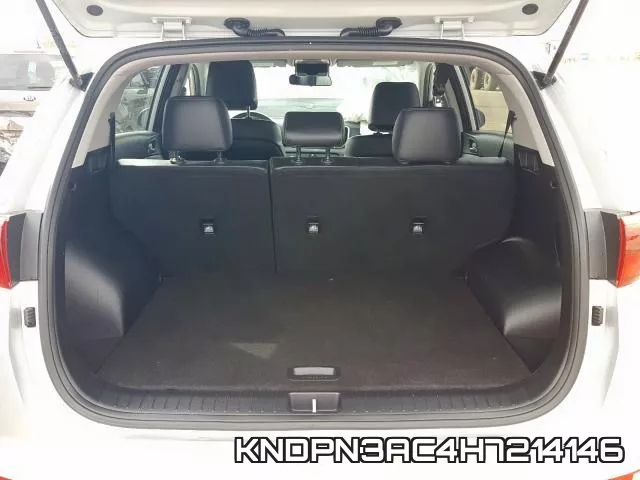KNDPN3AC4H7214146_9.webp