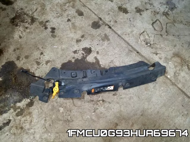 1FMCU0G93HUA69674