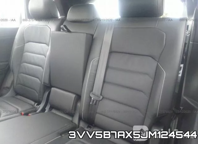 3VV5B7AX5JM124544_8.webp