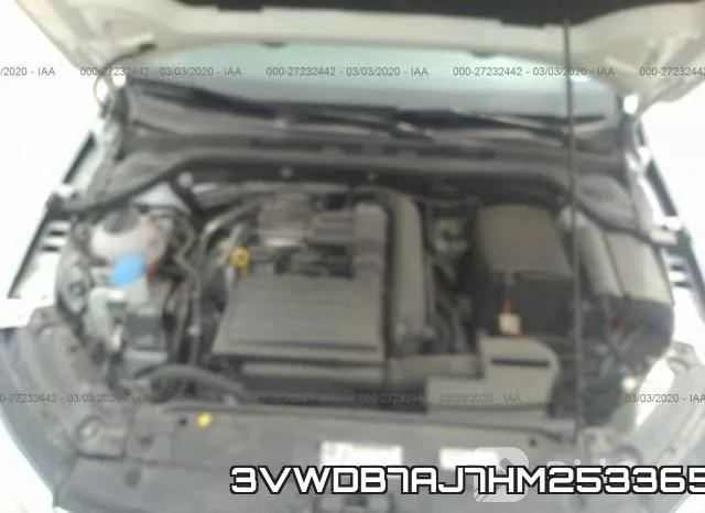 3VWDB7AJ7HM253365_10.webp