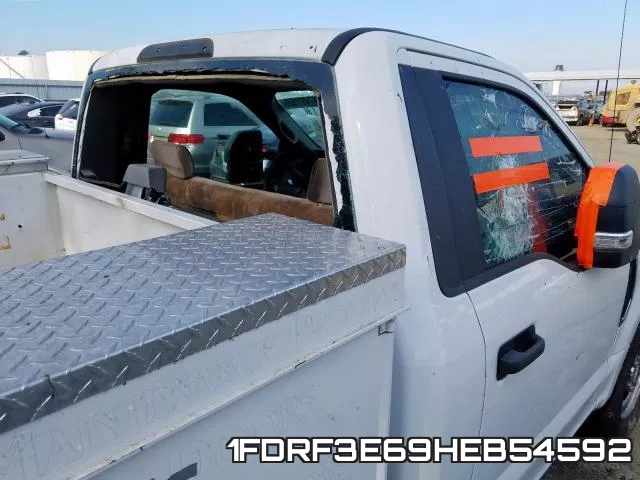 1FDRF3E69HEB54592_10.webp