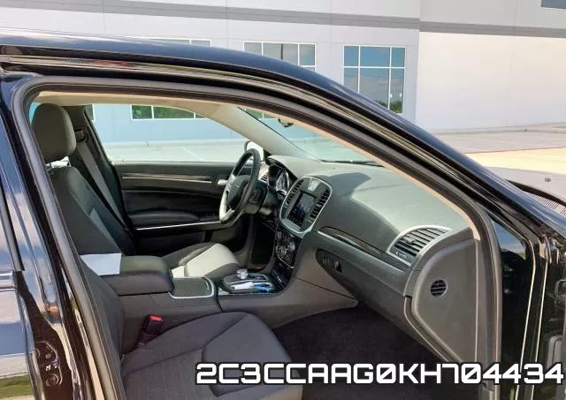 2C3CCAAG0KH704434_5.webp