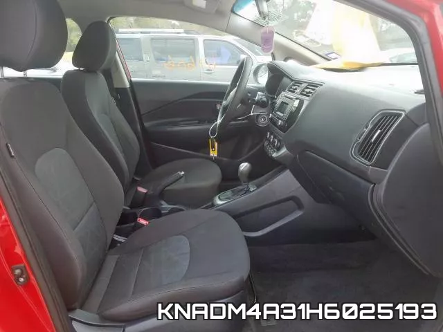 KNADM4A31H6025193_5.webp
