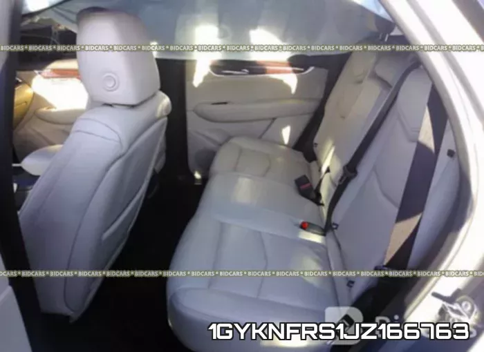 1GYKNFRS1JZ166763_8.webp