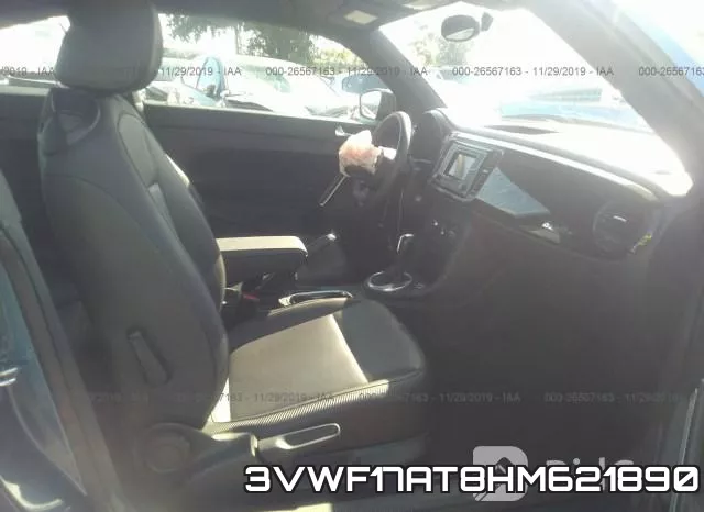 3VWF17AT8HM621890_5.webp