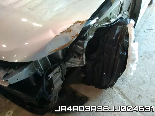 JA4AD3A38JJ004631_9.webp