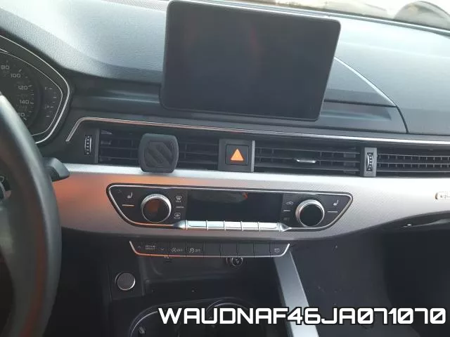 WAUDNAF46JA071070_9.webp