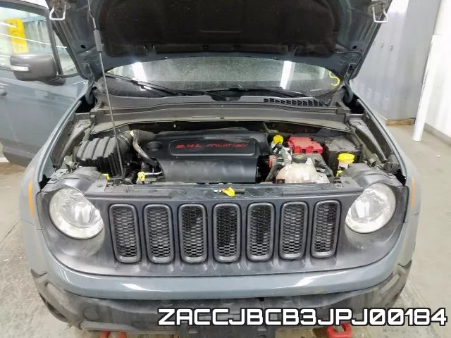 ZACCJBCB3JPJ00184_7.webp