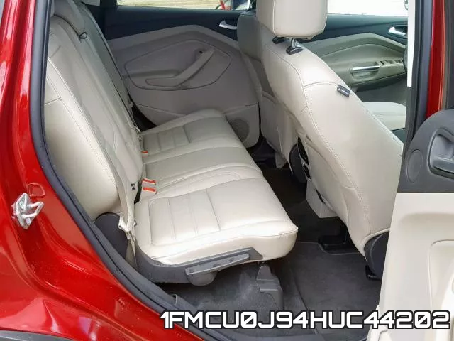 1FMCU0J94HUC44202_6.webp