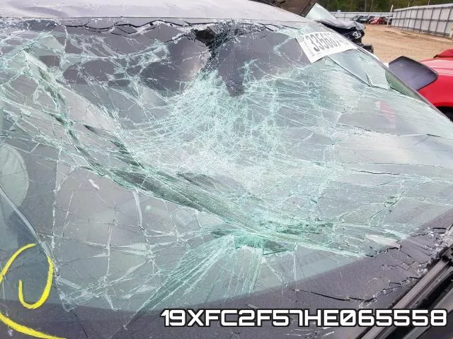 19XFC2F57HE065558_9.webp