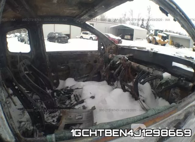 1GCHTBEN4J1298669_5.webp