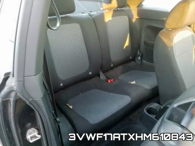3VWF17ATXHM610843_6.webp
