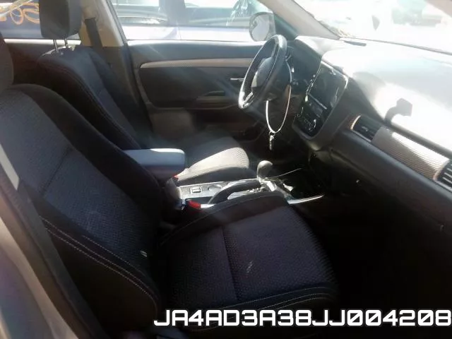 JA4AD3A38JJ004208