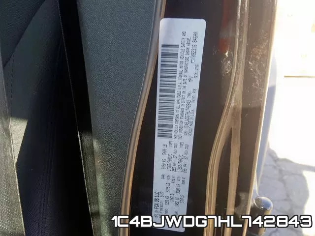 1C4BJWDG7HL742843_10.webp