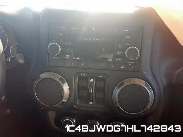 1C4BJWDG7HL742843_9.webp