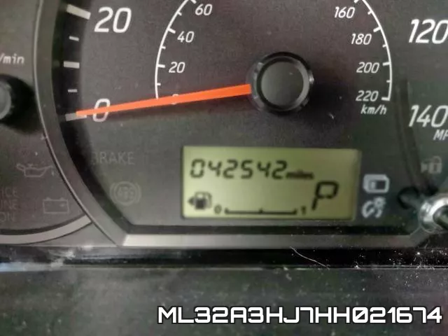 ML32A3HJ7HH021674_8.webp