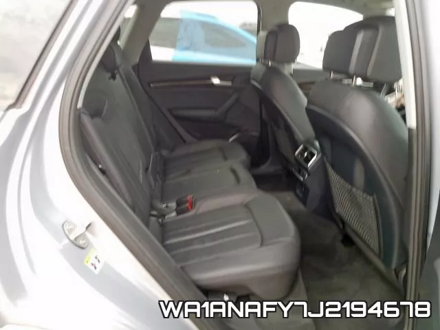 WA1ANAFY7J2194678_6.webp