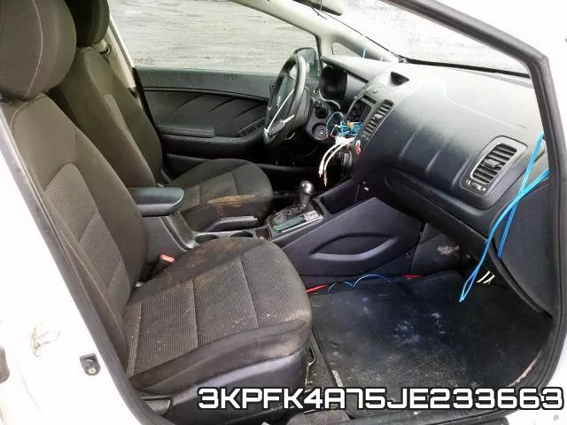 3KPFK4A75JE233663_5.webp
