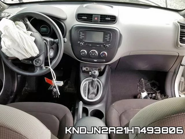 KNDJN2A21H7493806_9.webp