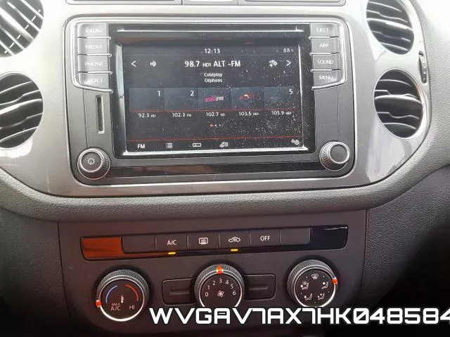 WVGAV7AX7HK048584_9.webp