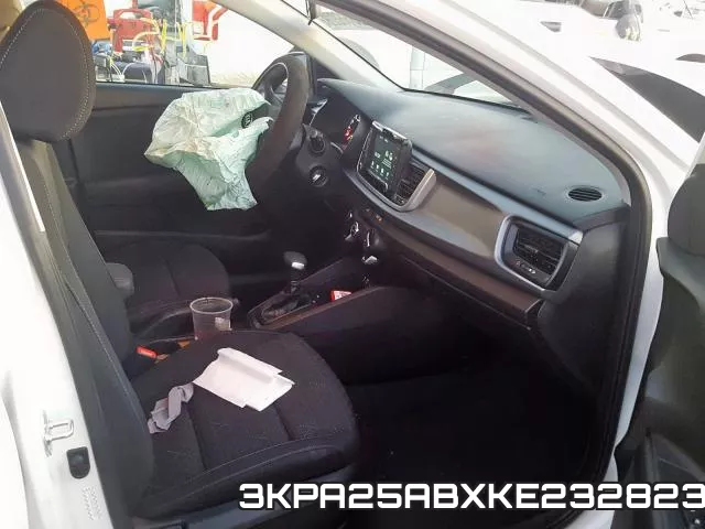 3KPA25ABXKE232823_5.webp
