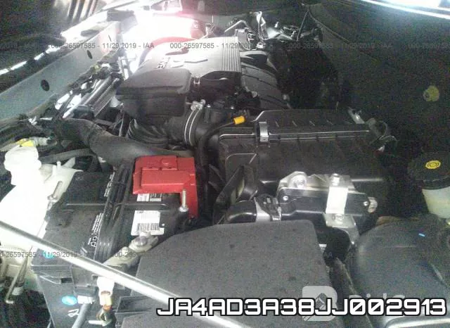 JA4AD3A38JJ002913_10.webp
