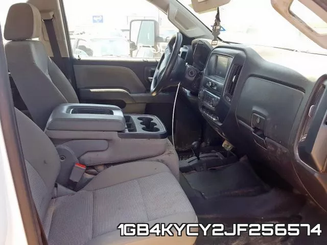 1GB4KYCY2JF256574_5.webp