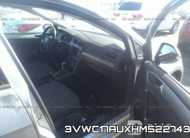 3VWC17AUXHM522743_5.webp