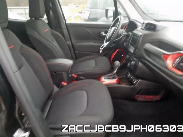 ZACCJBCB9JPH06303_5.webp