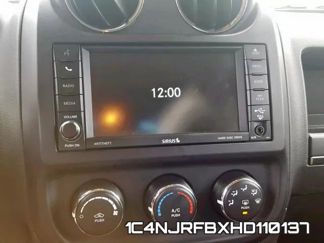 1C4NJRFBXHD110137_9.webp