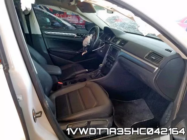 1VWDT7A35HC042164_5.webp