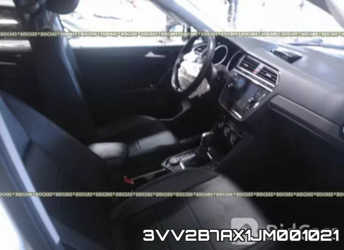 3VV2B7AX1JM001021_5.webp