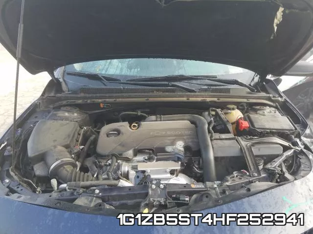1G1ZB5ST4HF252941